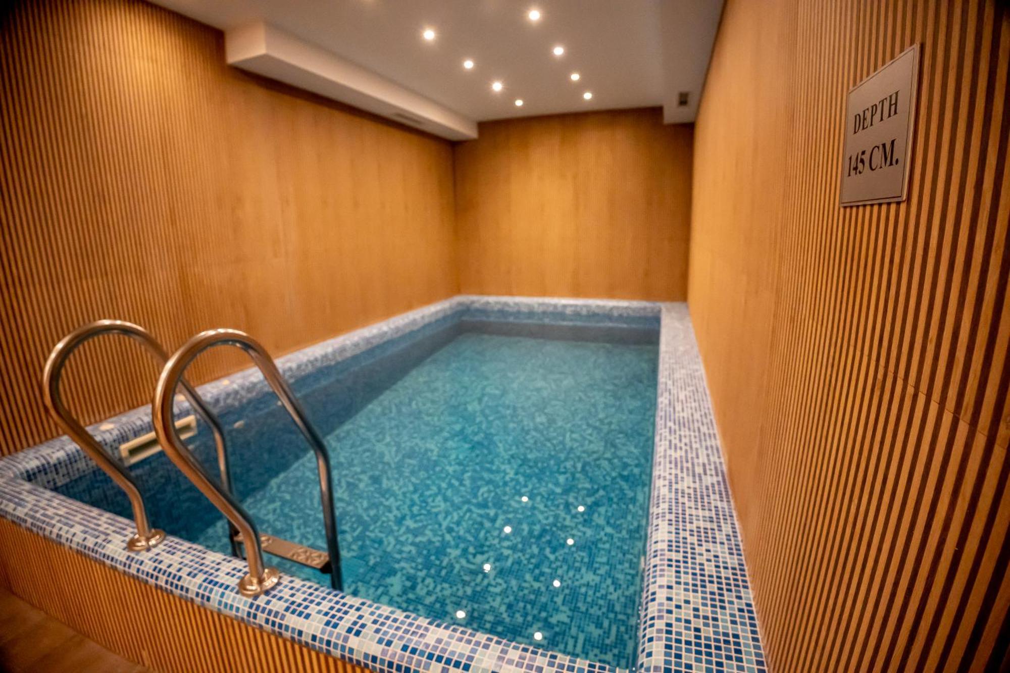 Ice Angels Hotel بوروفتس المظهر الخارجي الصورة